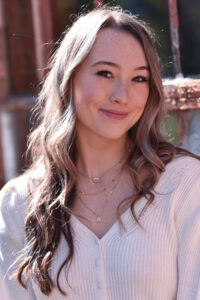Headshot of Isabelle McClure
